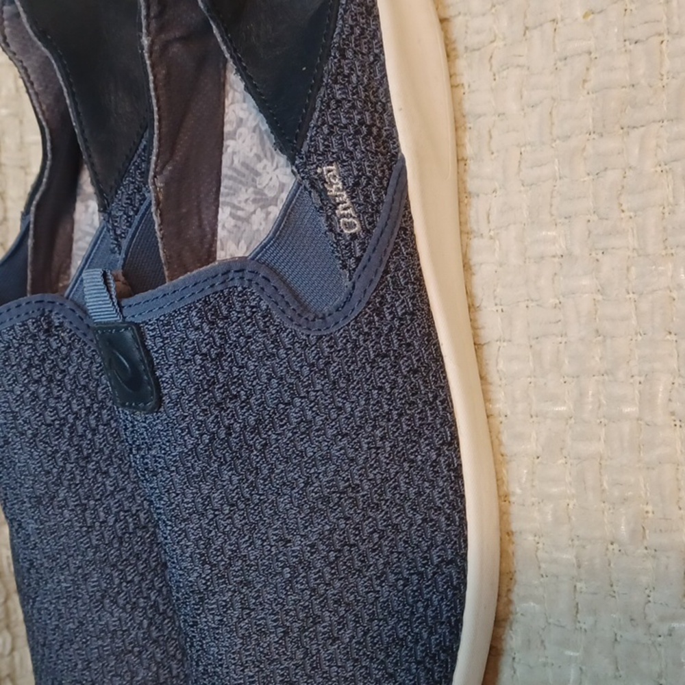 Men's Olukai Alpha Slip On Shoes - Picture 7 of 8